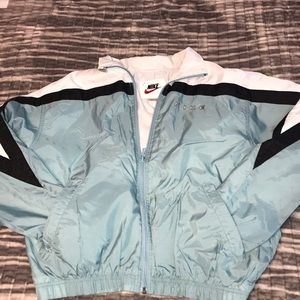 NIKE WINDBREAKER JACKET!